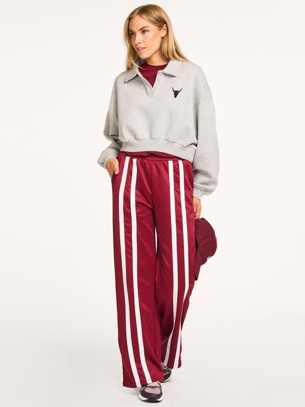 Ontdek de Jersey cropped polo sweater van Alix The Label in de kleur grijs bij Orangebag. Op werkdagen voor 21:45 besteld, morgen in huis.