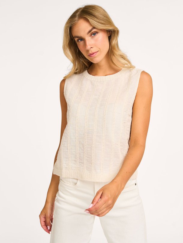 Ontdek de Katoenen top met borduursel van Yaya in de kleur off-white bij Orangebag. Op werkdagen voor 21:45 besteld, morgen in huis.