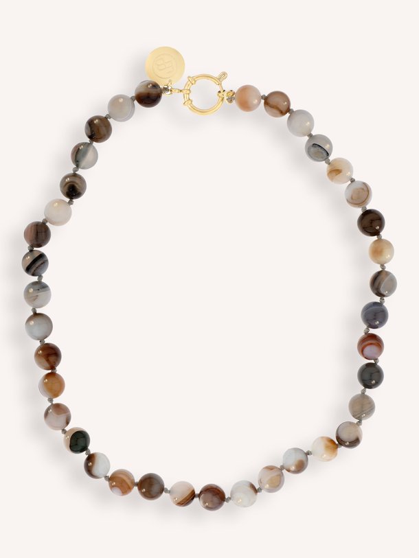 Ontdek de Vergulde kralen halsketting van Ellen Beekmans in de kleur bruin bij Orangebag. Op werkdagen voor 21:45 besteld, morgen in huis.