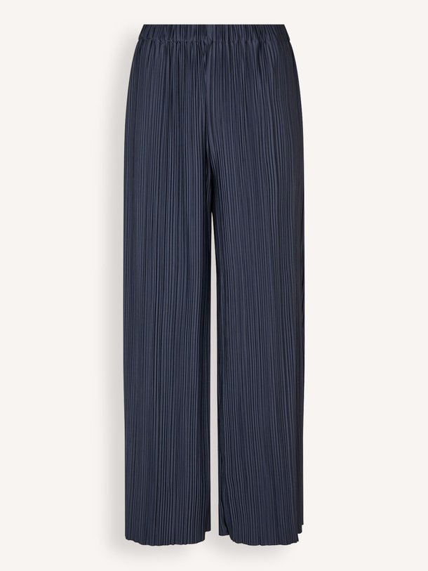 Ontdek de Uma geweven plissé broek van Samsoe Samsoe in de kleur donkerblauw bij Orangebag. Op werkdagen voor 21:45 besteld, morgen in huis.
