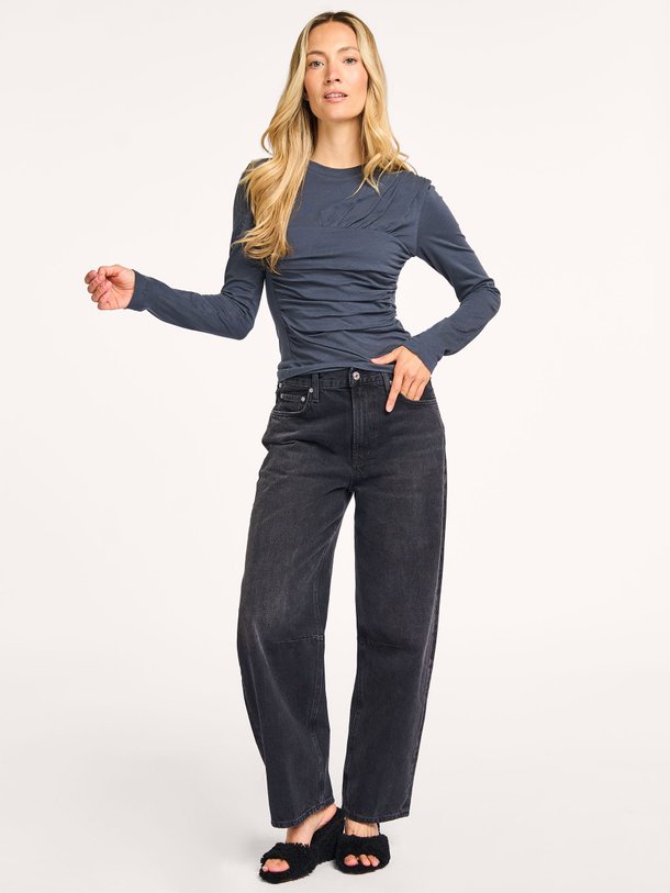 Ontdek de Carole katoenen top van Iro in de kleur antraciet bij Orangebag. Op werkdagen voor 21:45 besteld, morgen in huis.