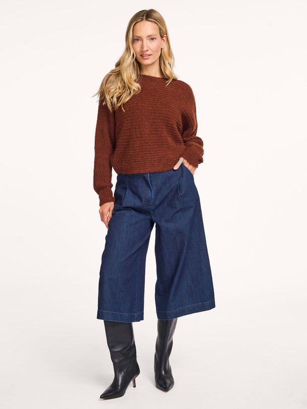 Ontdek de Elium katoenmix cropped broek met krijtstreep van La Fee Maraboutee in de kleur blauw bij Orangebag. Op werkdagen voor 21:45 besteld, morgen in huis.
