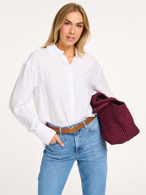 Ontdek de Viscosemix blouse van Yaya in de kleur wit bij Orangebag. Op werkdagen voor 21:45 besteld, morgen in huis.