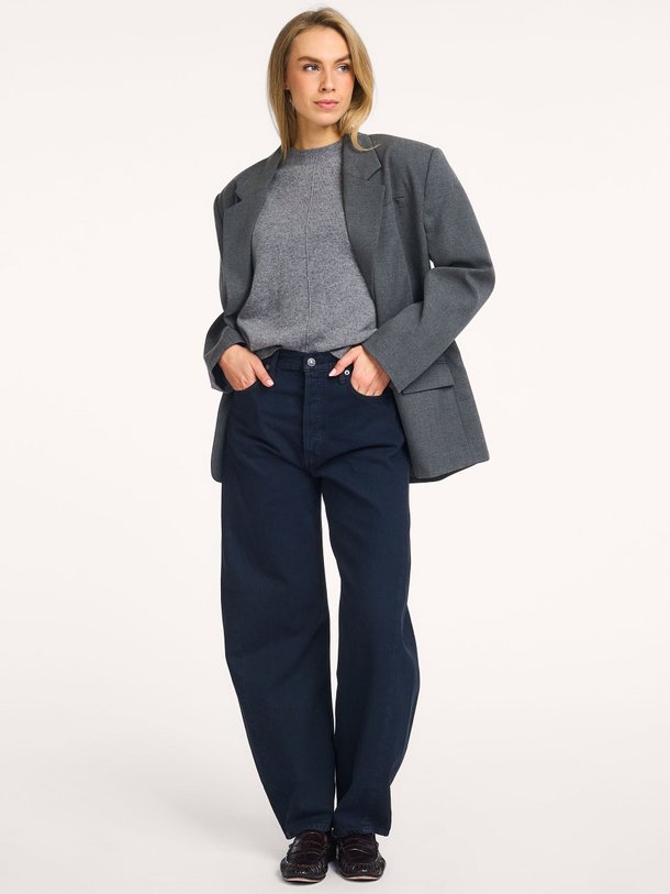 Ontdek de Luna high waist barrel fit jeans van Agolde in de kleur donkerblauw bij Orangebag. Op werkdagen voor 21:45 besteld, morgen in huis.