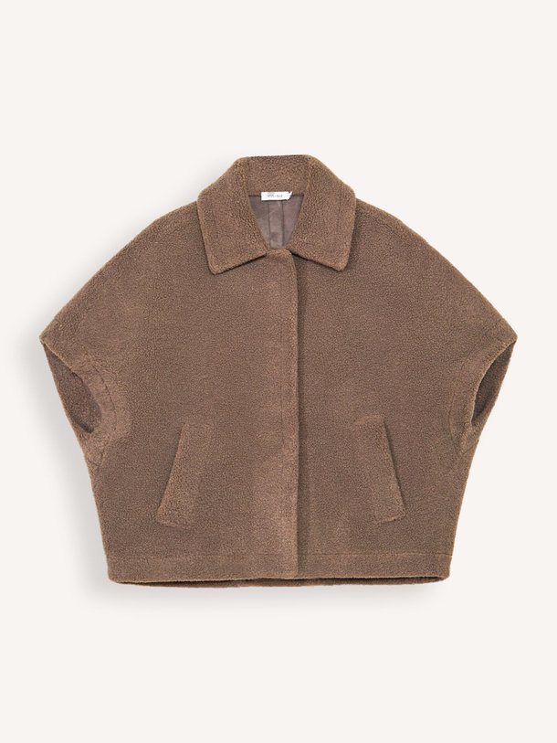 Ontdek de Tam geweven teddy jack van Knit-ted in de kleur bruin bij Orangebag. Op werkdagen voor 21:45 besteld, morgen in huis.