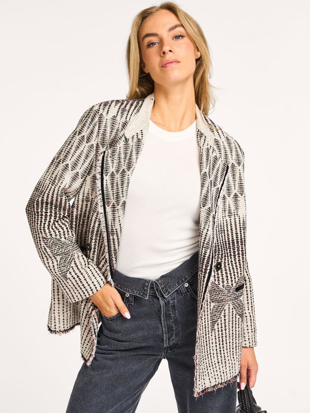 Ontdek de Katoenmix blazer met dessin van forte_forte in de kleur zwart bij Orangebag. Op werkdagen voor 21:45 besteld, morgen in huis.