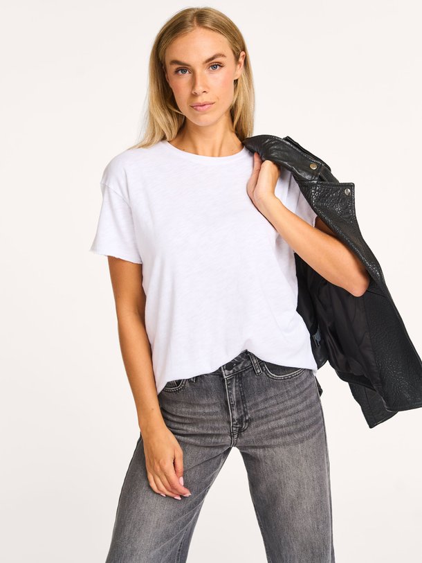 Ontdek de Sonoma katoenen slub T-shirt van American Vintage in de kleur wit bij Orangebag. Op werkdagen voor 21:45 besteld, morgen in huis.