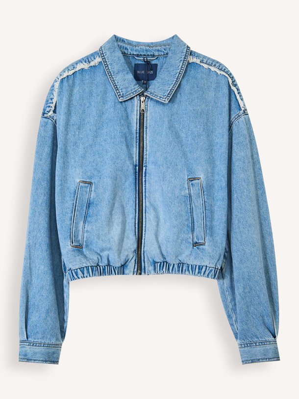 Ontdek de Denim bomberjack van Summum in de kleur Blauw bij Orangebag. Op werkdagen voor 21:45 besteld, morgen in huis.