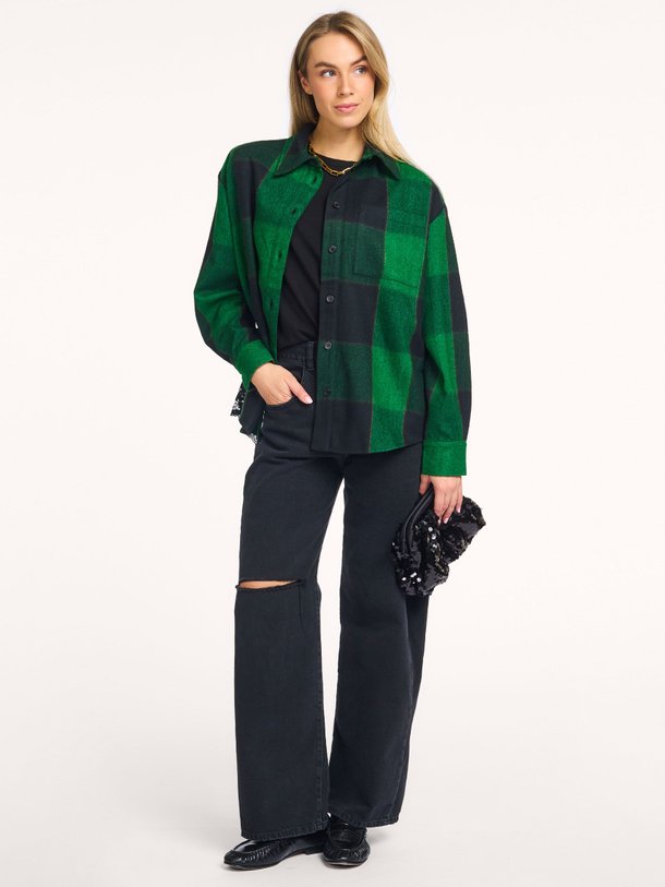 Ontdek de Joy wolmix geruite blouse met kant van Essentiel Antwerp in de kleur Groen bij Orangebag. Op werkdagen voor 21:45 besteld, morgen in huis.