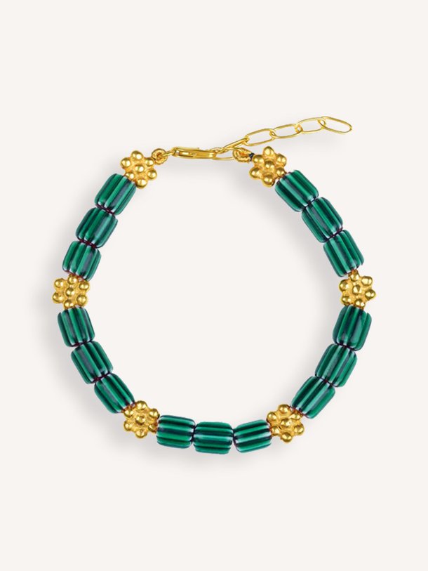 Ontdek de Jasmine vergulde armband van By-Bar in de kleur Groen bij Orangebag. Op werkdagen voor 21:45 besteld, morgen in huis.