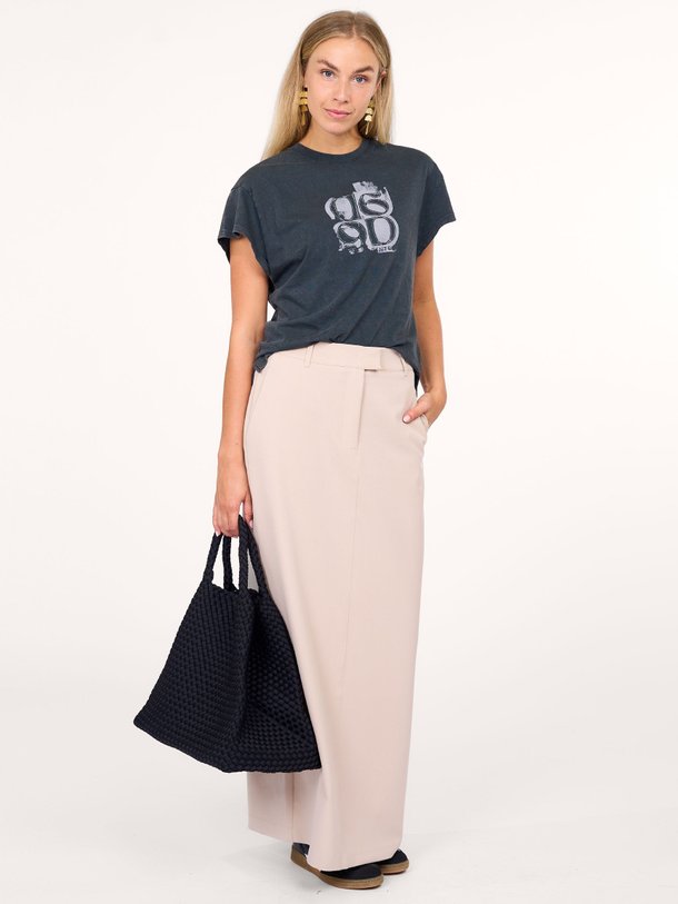 Ontdek de Maya viscosemix maxi rok van Dante 6 in de kleur stone bij Orangebag. Op werkdagen voor 21:45 besteld, morgen in huis.