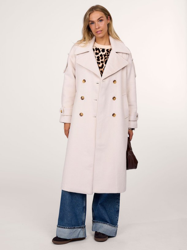 Ontdek de Emmy wolmix mantel van Suncoo in de kleur beige bij Orangebag. Op werkdagen voor 21:45 besteld, morgen in huis.