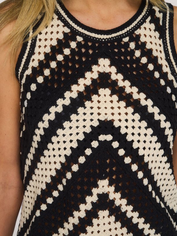 Ontdek de Sleeveless top Striped Crochet knit van Summum bij Orangebag. Op werkdagen voor 21:45 besteld, morgen in huis.