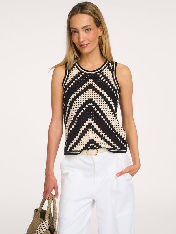 Ontdek de Sleeveless top Striped Crochet knit van Summum bij Orangebag. Op werkdagen voor 21:45 besteld, morgen in huis.