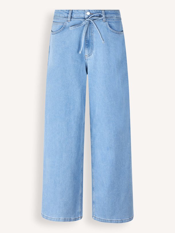 Ontdek de Isolde high waist wide leg stretch jeans van Modstrom in de kleur lichtblauw bij Orangebag. Op werkdagen voor 21:45 besteld, morgen in huis.