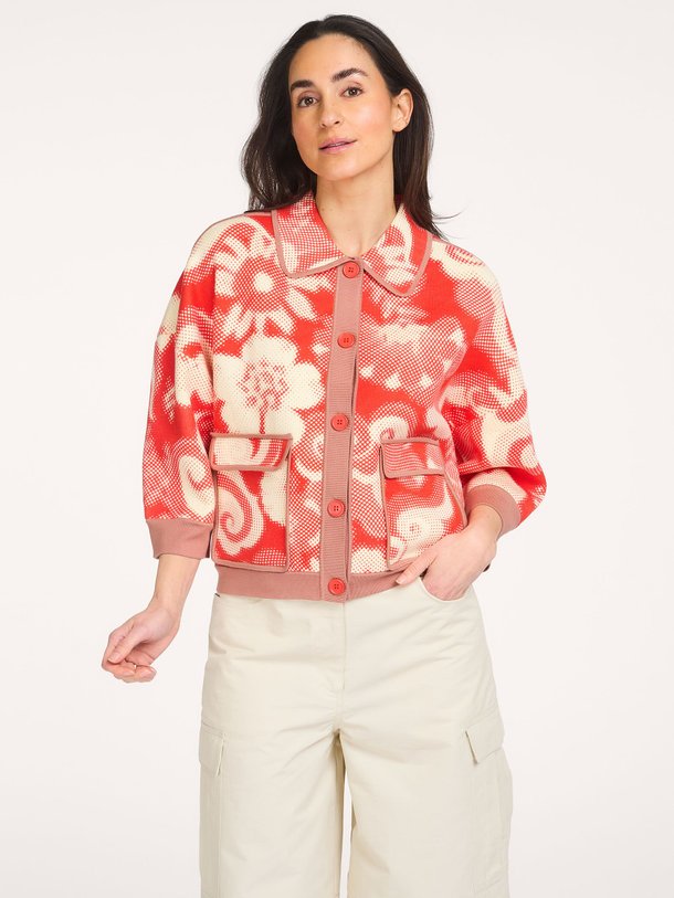 Ontdek de Joly viscosemix vest met print van Essentiel Antwerp in de kleur Oranje bij Orangebag. Op werkdagen voor 21:45 besteld, morgen in huis.