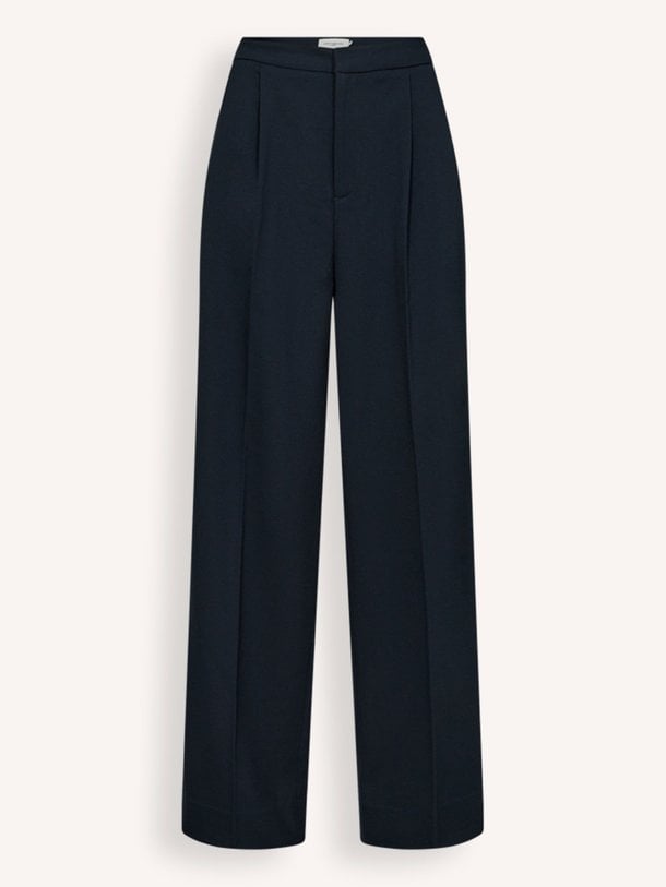 Ontdek de Tailor viscosemix wide leg pantalon van Copenhagen Muse in de kleur donkerblauw bij Orangebag. Op werkdagen voor 21:45 besteld, morgen in huis.