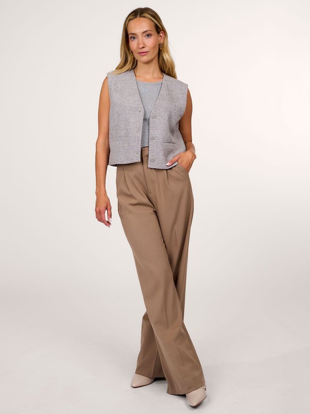 Ontdek de Tailor viscosemix wide leg pantalon van Copenhagen Muse in de kleur lichtbruin bij Orangebag. Op werkdagen voor 21:45 besteld, morgen in huis.