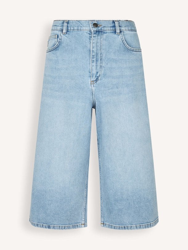 Ontdek de Vito mid waist loose fit long short van Modstrom in de kleur Blauw bij Orangebag. Op werkdagen voor 21:45 besteld, morgen in huis.