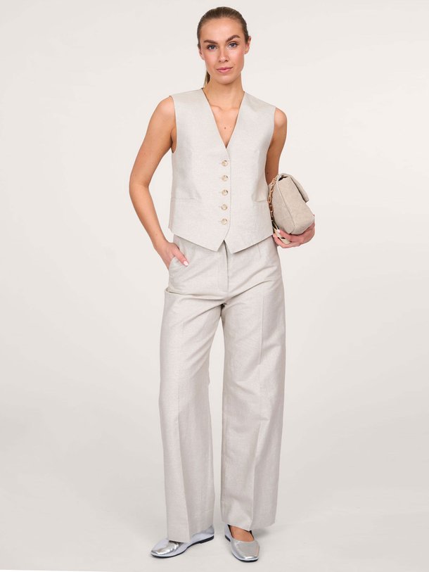 Ontdek de Katoen/linnenmix lurex pantalon van Zenggi in de kleur lichtgrijs bij Orangebag. Op werkdagen voor 21:45 besteld, morgen in huis.