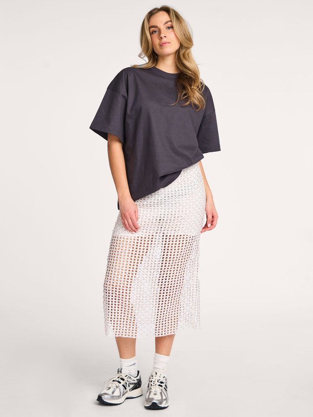 Ontdek de Handkerchief geweven rok met strass van Essentiel Antwerp in de kleur wit bij Orangebag. Op werkdagen voor 21:45 besteld, morgen in huis.