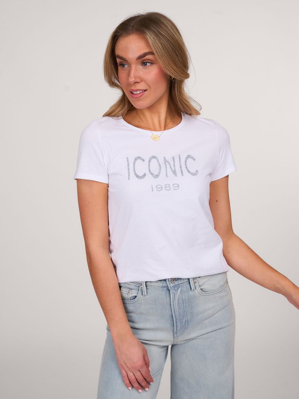 Ontdek de M250 Katoenen T-shirt met print van Majestic Filatures in de kleur wit bij Orangebag. Op werkdagen voor 21:45 besteld, morgen in huis.