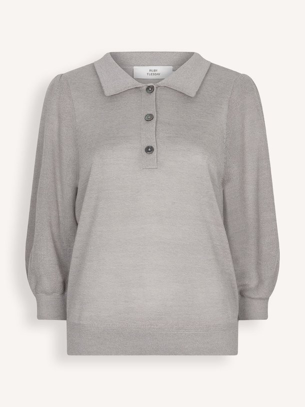 Ontdek de Vatisse wolmix polo top van Ruby Tuesday in de kleur Grijs bij Orangebag. Op werkdagen voor 21:45 besteld, morgen in huis.