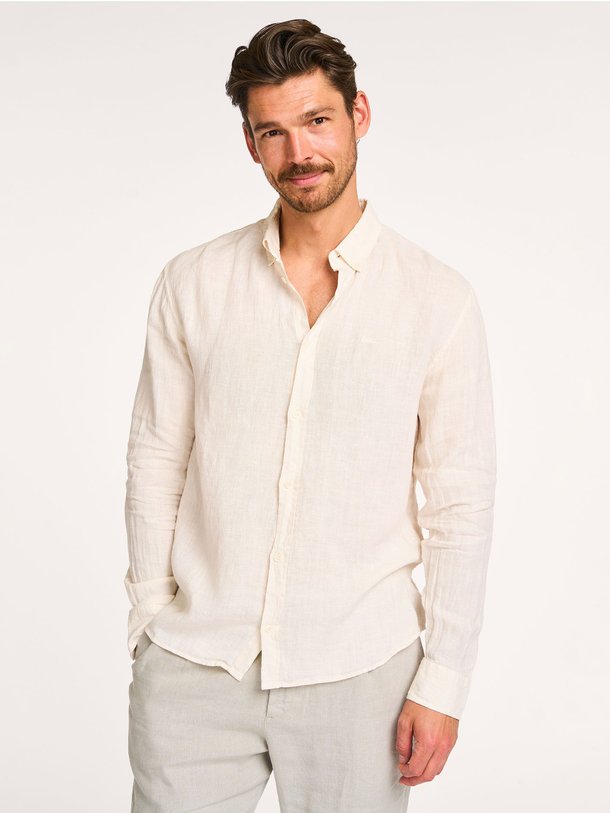 Ontdek de Rich linnen overhemd van Denham in de kleur crème bij Orangebag. Op werkdagen voor 21:45 besteld, morgen in huis.