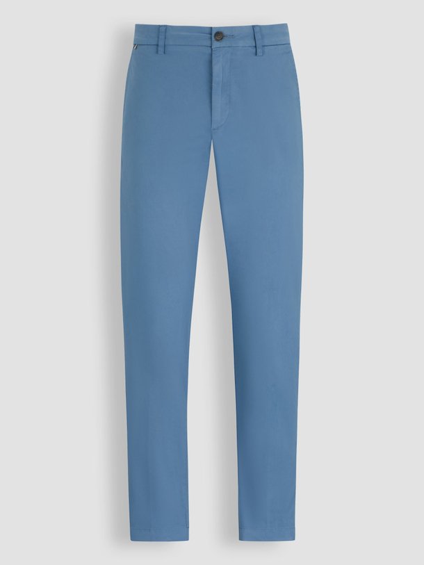 Ontdek de Kaiton katoenen chino van Boss in de kleur blauw bij Orangebag. Op werkdagen voor 21:45 besteld, morgen in huis.