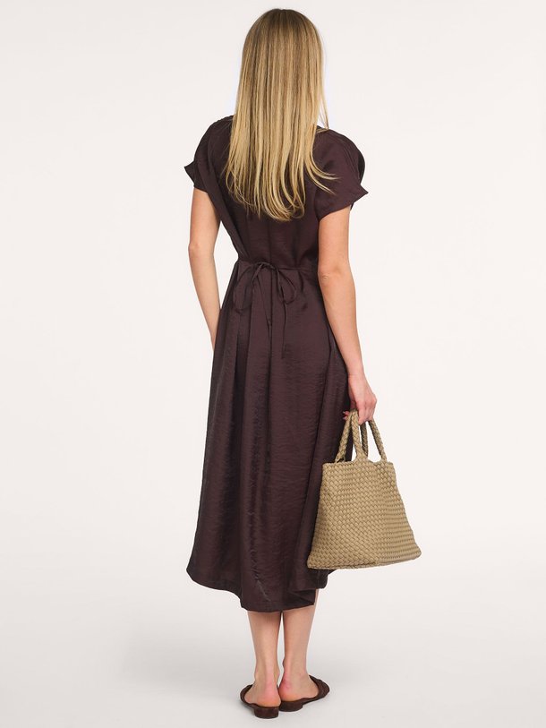 Ontdek de Seven lyocellmix maxi jurk van Bellerose in de kleur Bruin bij Orangebag. Op werkdagen voor 21:45 besteld, morgen in huis.
