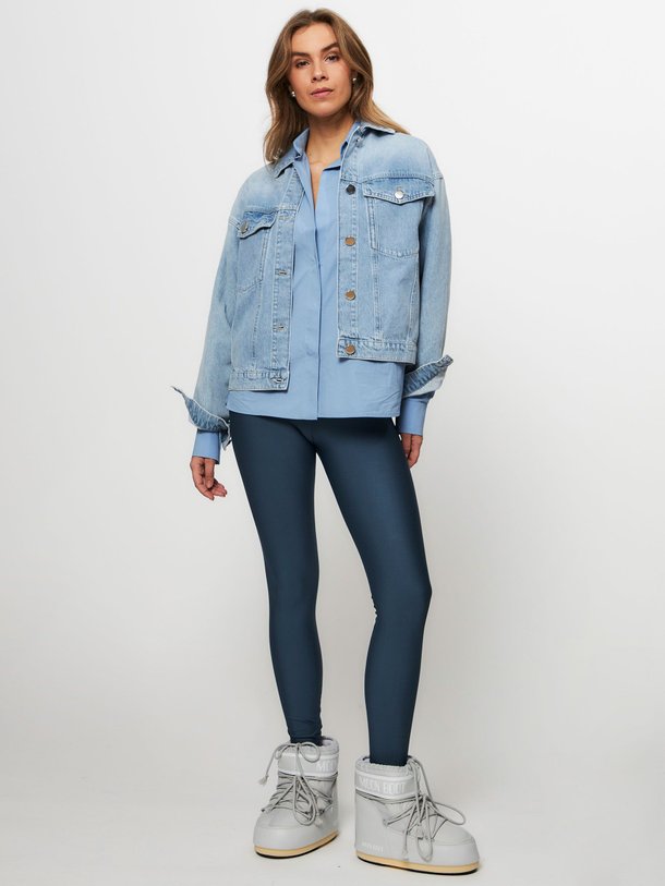 Ontdek de Active jersey sport legging van Colorful Standard in de kleur petrol bij Orangebag. Op werkdagen voor 21:45 besteld, morgen in huis.