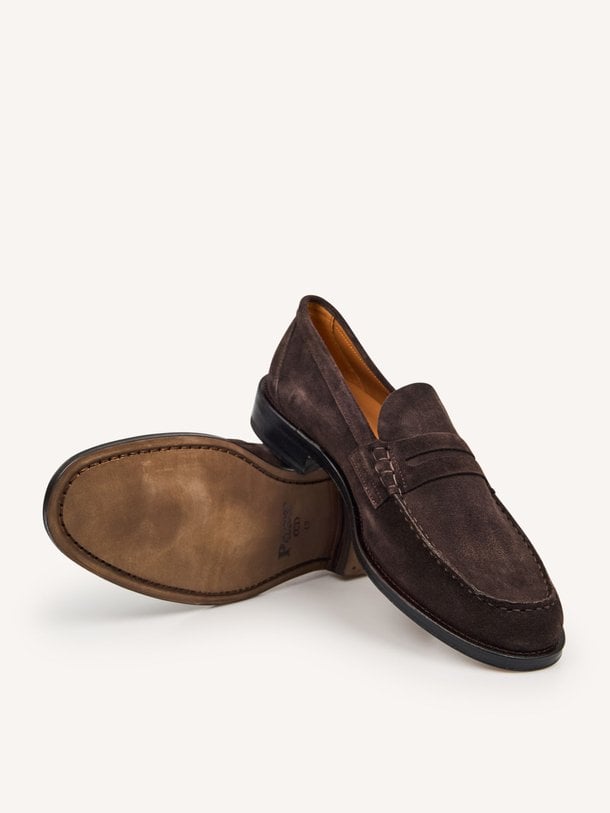 Ontdek de College Penny Loafer - Suede van Posa bij Orangebag. Op werkdagen voor 21:45 besteld, morgen in huis.