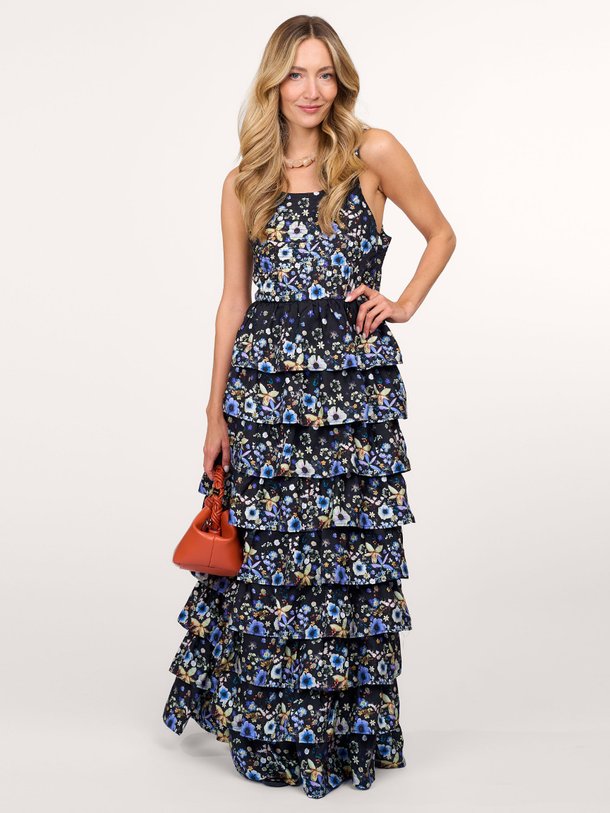 Ontdek de Fruma zijden maxi jurk met bloemen dessin van Munthe in de kleur zwart bij Orangebag. Op werkdagen voor 21:45 besteld, morgen in huis.