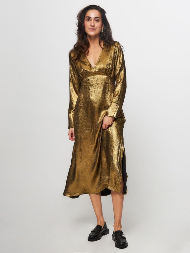 Ontdek de Lisna geweven metallic jurk van Frnch in de kleur goudkleur bij Orangebag. Op werkdagen voor 21:45 besteld, morgen in huis.