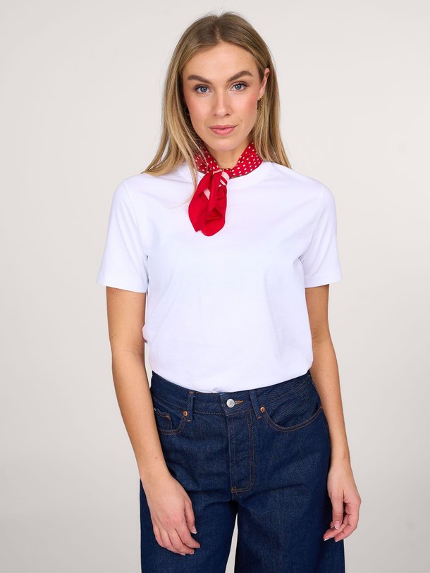 Ontdek de Jessica katoenen T-shirt van Denham in de kleur wit bij Orangebag. Op werkdagen voor 21:45 besteld, morgen in huis.