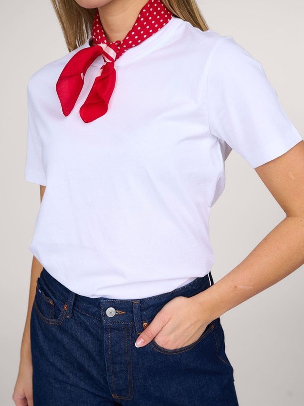 Ontdek de Jessica katoenen T-shirt van Denham in de kleur wit bij Orangebag. Op werkdagen voor 21:45 besteld, morgen in huis.