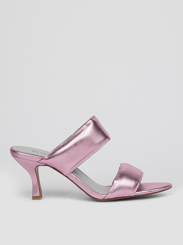 Ontdek de Seema lederen metallic muiltjes van Silver Grace in de kleur roze bij Orangebag. Op werkdagen voor 21:45 besteld, morgen in huis.