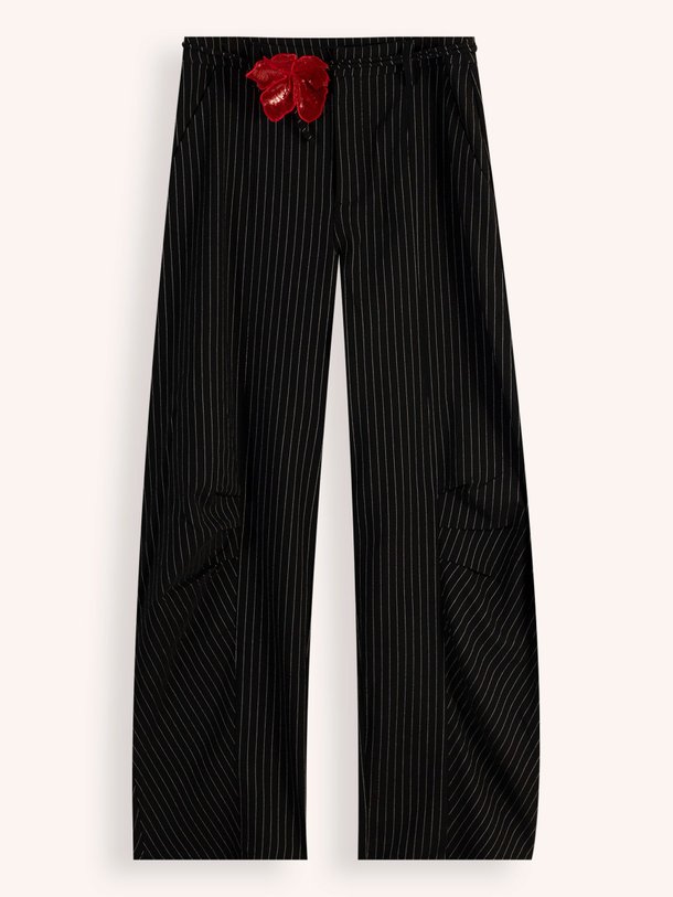 Rotate Birger Christensen Viscosemix Broek Met Krijtstreep - Zwart Ontdek de Viscosemix broek met krijtstreep van Rotate Birger Christensen in de kleur zwart bij Orangebag. Op werkdagen voor 21:45 besteld, morgen in huis.