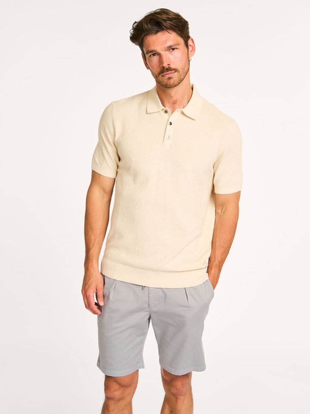 Ontdek de Katoen/linnenmix gemêleerde polo van Profuomo in de kleur zand bij Orangebag. Op werkdagen voor 21:45 besteld, morgen in huis.