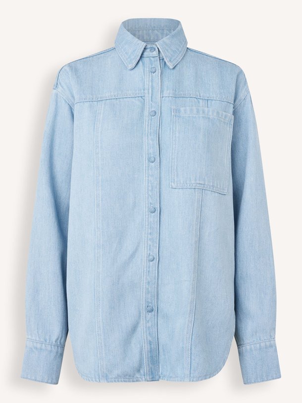 Ontdek de Irvin denim overshirt van Second Female in de kleur lichtblauw bij Orangebag. Op werkdagen voor 21:45 besteld, morgen in huis.
