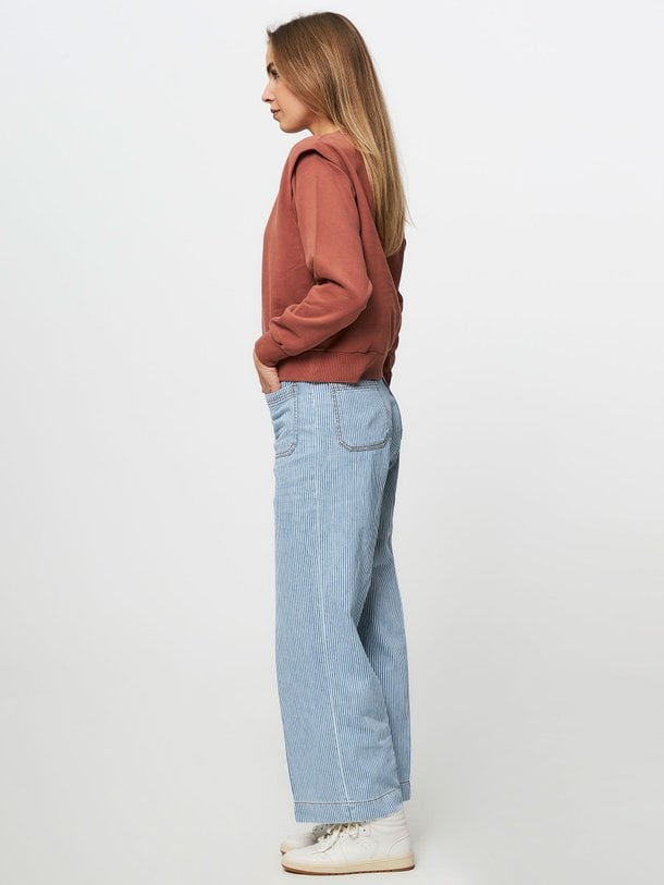 Ontdek de Aldricks katoenen wide leg cropped broek van Sessun in de kleur blauw bij Orangebag. Op werkdagen voor 21:45 besteld, morgen in huis.