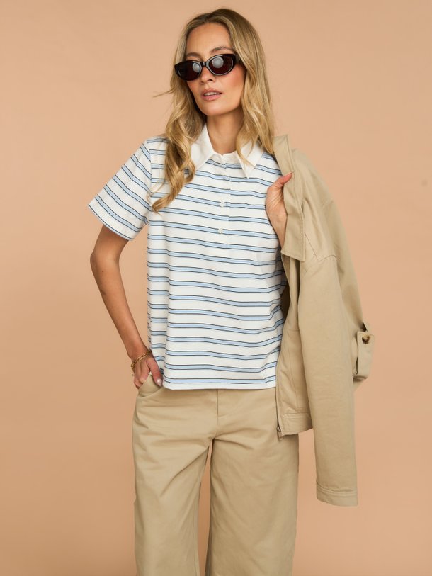 Ontdek de Asla katoenmix polo T-shirt van My Essential Wardrobe in de kleur Off-white bij Orangebag. Op werkdagen voor 21:45 besteld, morgen in huis.