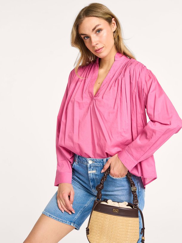 Ontdek de Calvin katoenen top van Vanessa Bruno in de kleur roze bij Orangebag. Op werkdagen voor 21:45 besteld, morgen in huis.