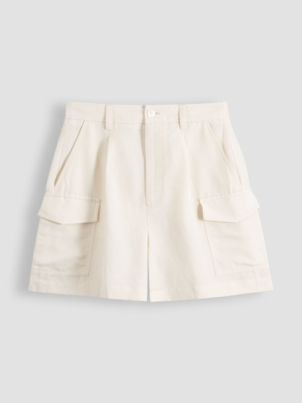 Ontdek de Viscose/linnenmix short van Woolrich in de kleur crème bij Orangebag. Op werkdagen voor 21:45 besteld, morgen in huis.