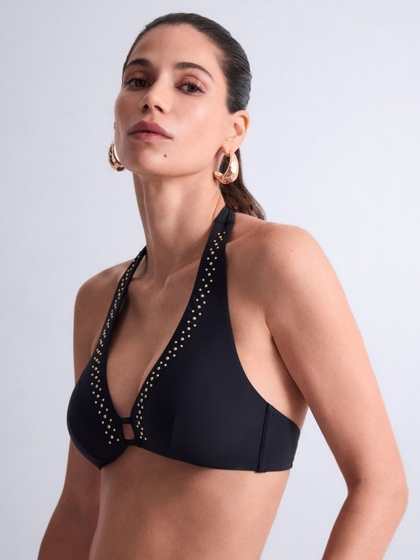 Ontdek de Summer Stars voorgevormde bikinitop van Aubade in de kleur Zwart bij Orangebag. Op werkdagen voor 21:45 besteld, morgen in huis.