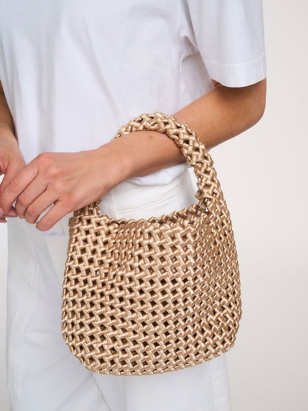 Ontdek de Gevlochten open handtas van Marrea bij Orangebag. Op werkdagen voor 21:45 besteld, morgen in huis.