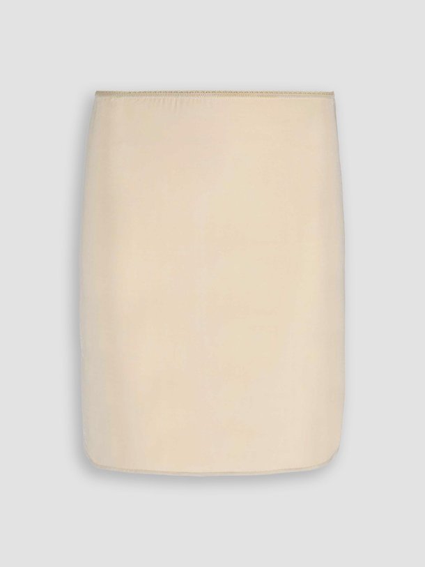 Ontdek de Viscosemix onderrok van By-Bar in de kleur poeder bij Orangebag. Op werkdagen voor 21:45 besteld, morgen in huis.