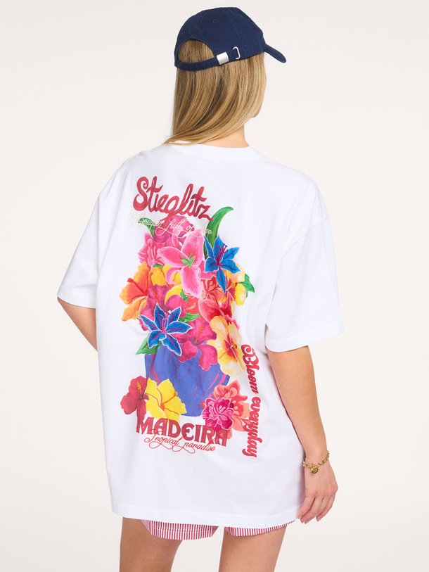 Ontdek de Doris katoenen oversized T-shirt van Stieglitz in de kleur Wit bij Orangebag. Op werkdagen voor 21:45 besteld, morgen in huis.