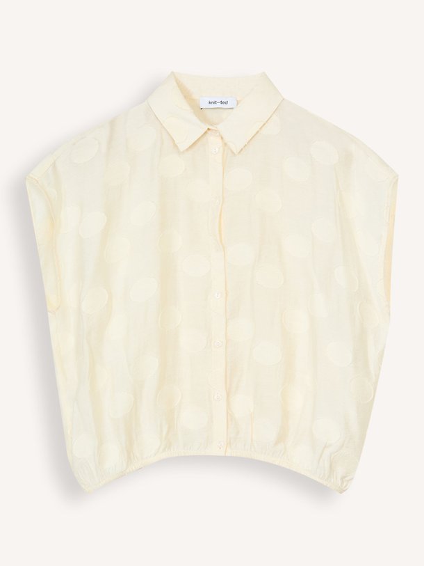 Ontdek de Lola viscosemix blouse van Knit-ted in de kleur Crème bij Orangebag. Op werkdagen voor 21:45 besteld, morgen in huis.