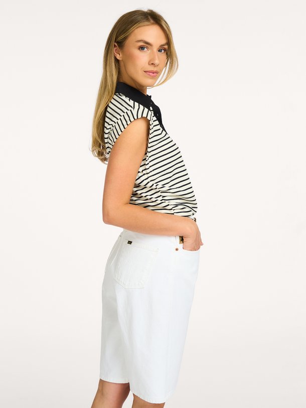 Ontdek de Norma katoenmix top van Co'Couture in de kleur Zwart bij Orangebag. Op werkdagen voor 21:45 besteld, morgen in huis.
